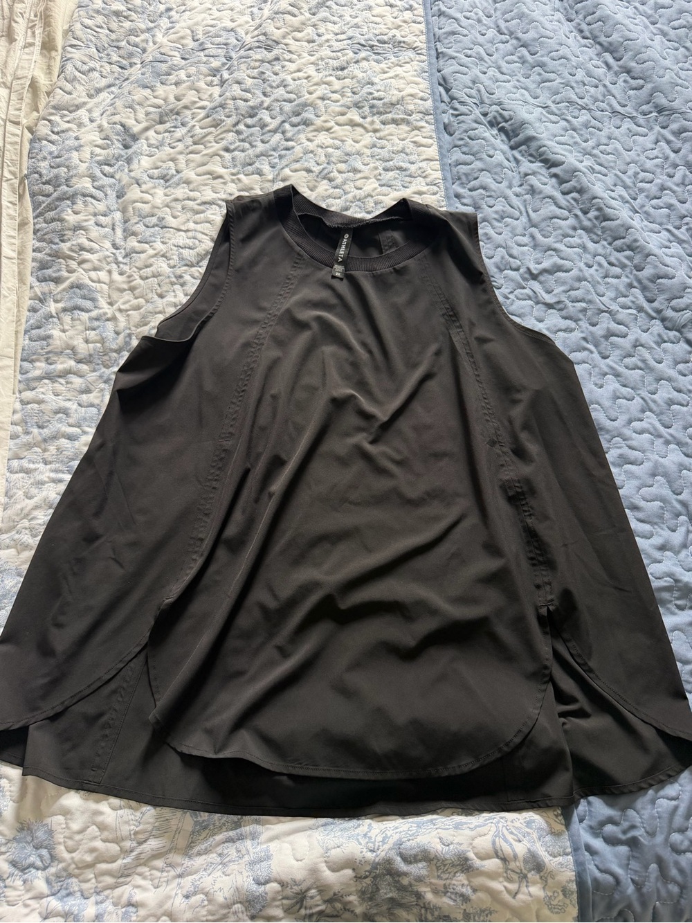 Athleta Brooklyn Black Sleeveless A-Line Tank Top
